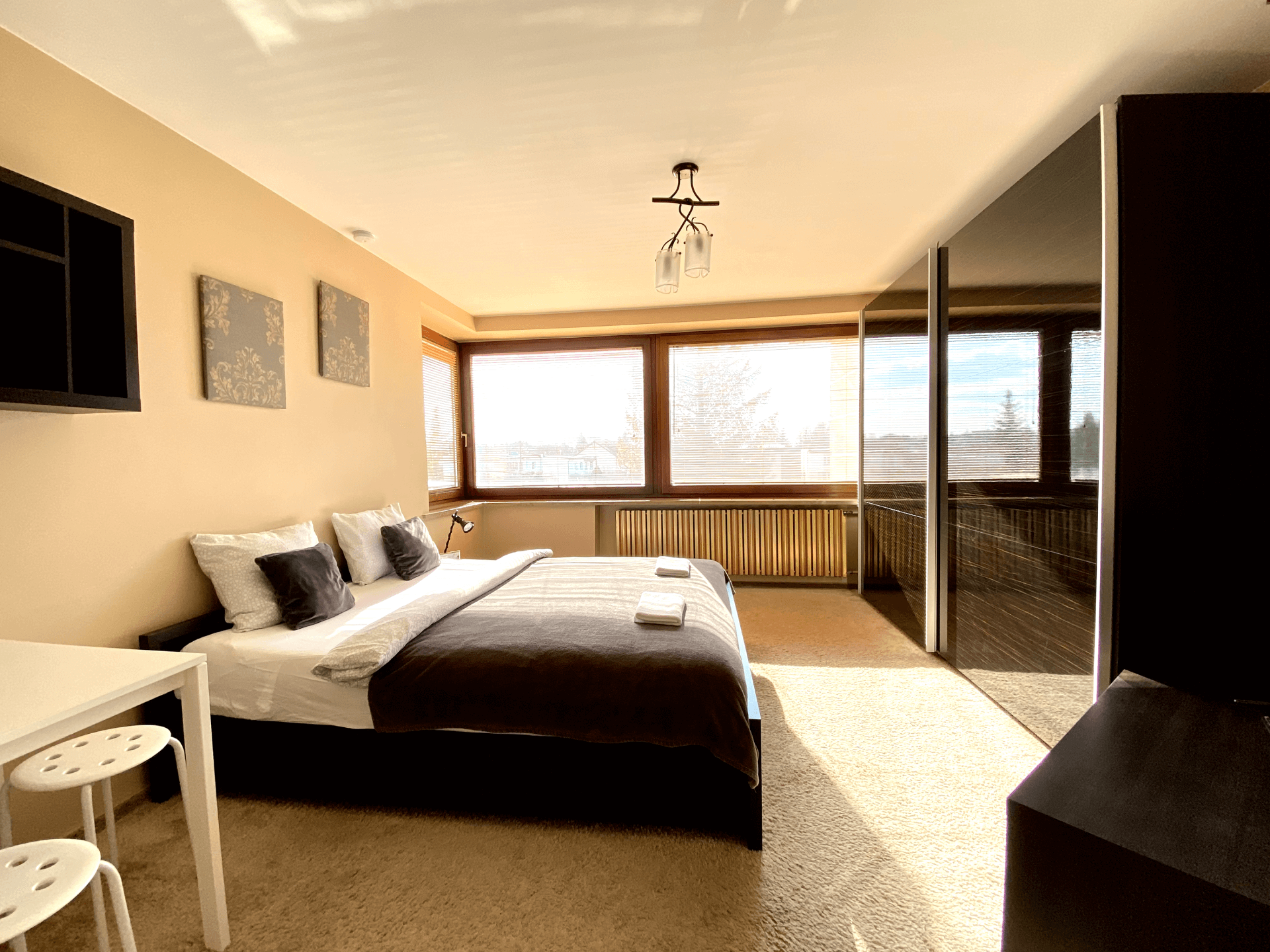 seascape-villa image