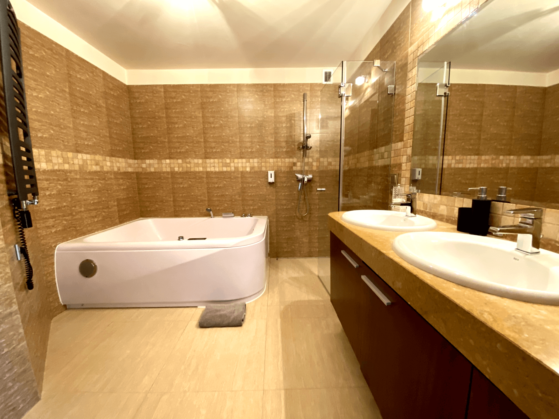 seascape-villa image